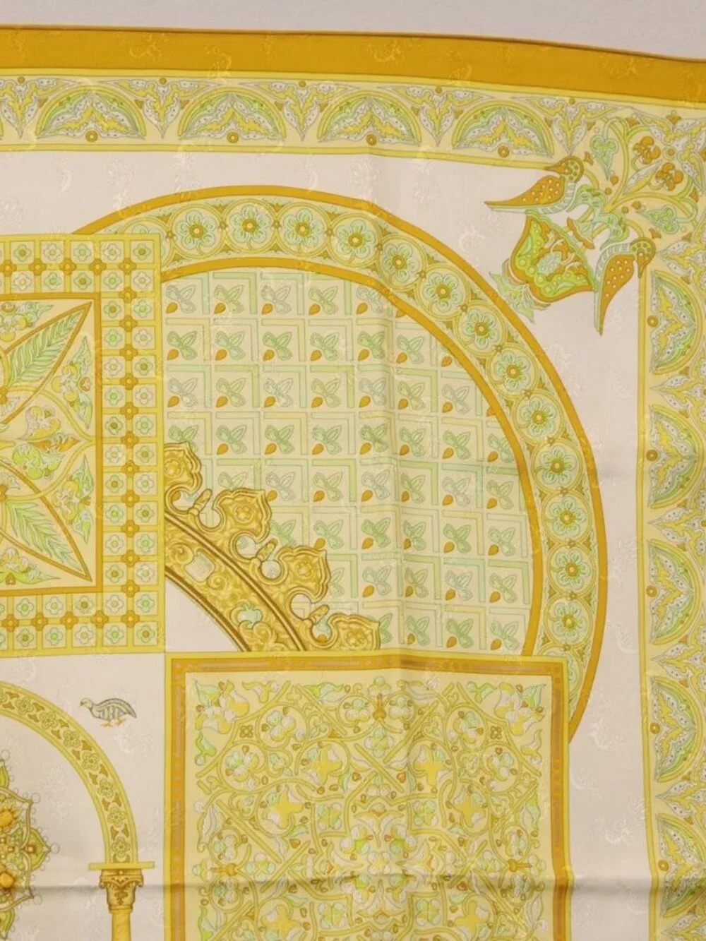 HERMES Carre 90 Scarf 